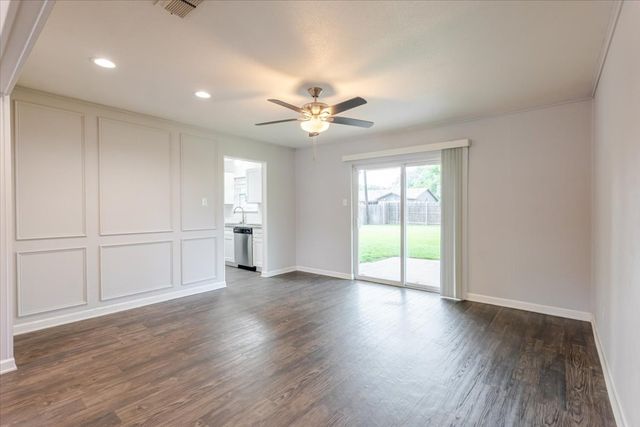 6605 Summertime Lane, Watauga, TX 76148