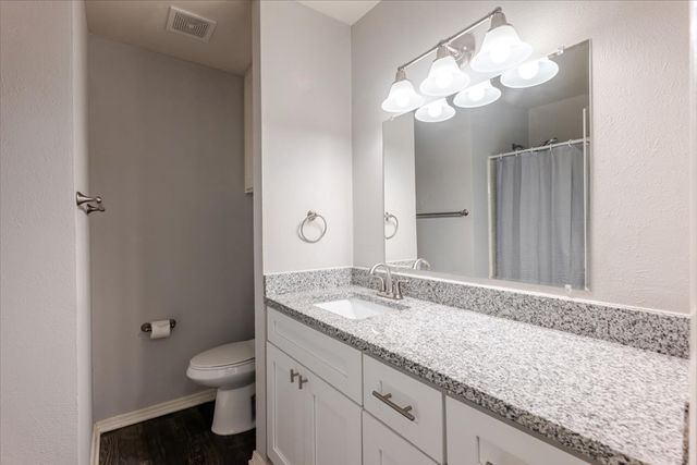6605 Summertime Lane, Watauga, TX 76148