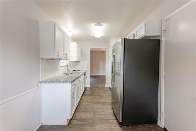 6605 Summertime Lane, Watauga, TX 76148