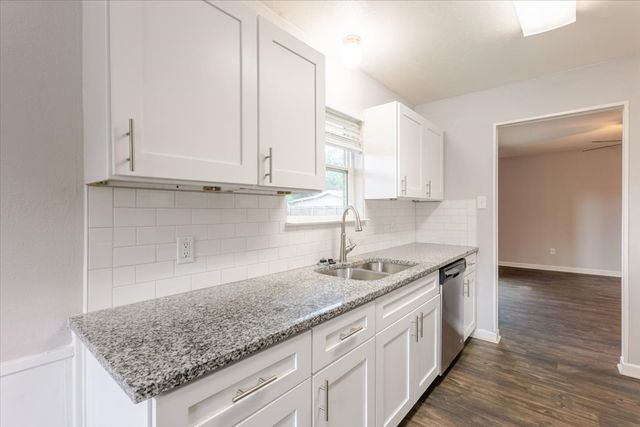6605 Summertime Lane, Watauga, TX 76148