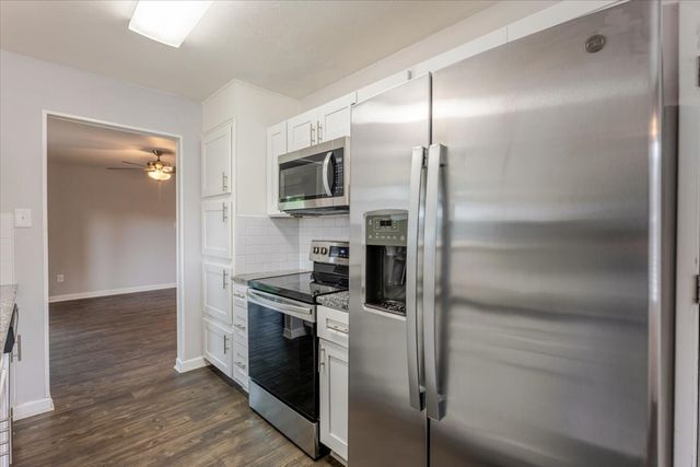 6605 Summertime Lane, Watauga, TX 76148