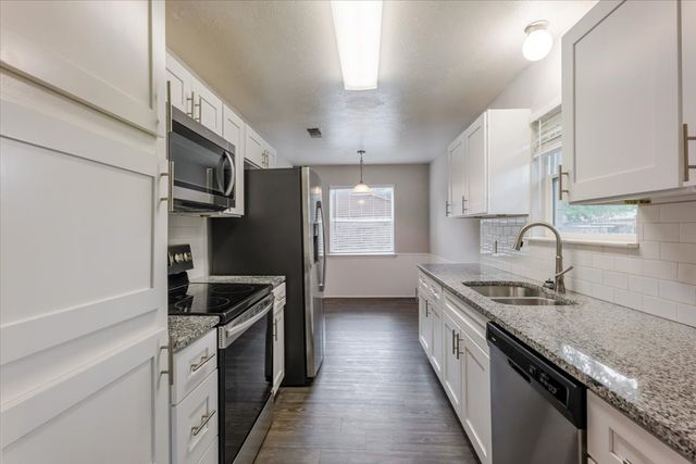 6605 Summertime Lane, Watauga, TX 76148