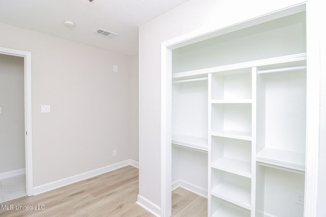 1609 Melrose Place, Clinton, MS 39056