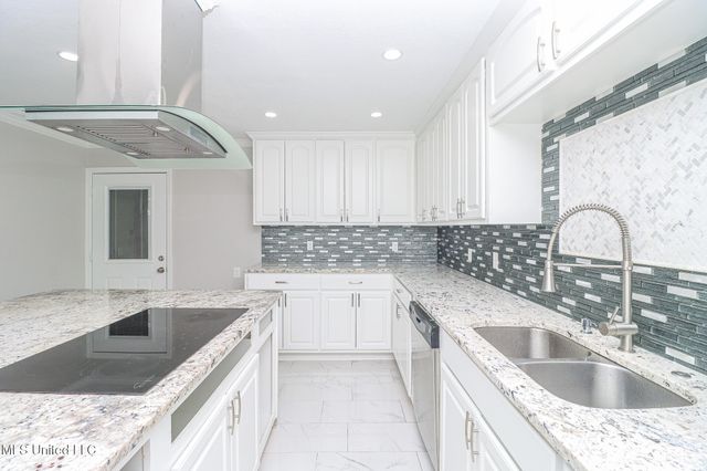 1609 Melrose Place, Clinton, MS 39056