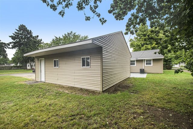 2383 Virginia Rd, Benton Harbor, MI 49022