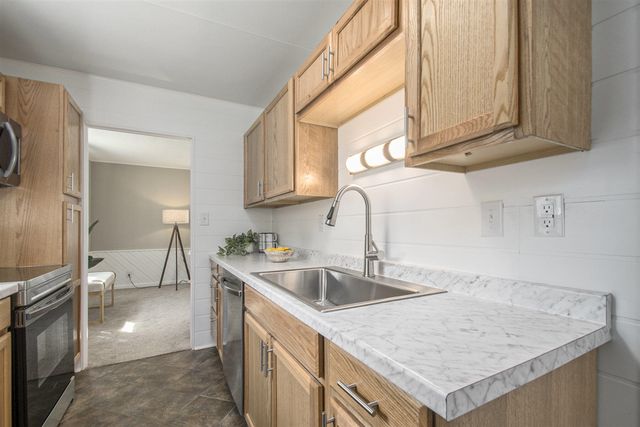 2383 Virginia Rd, Benton Harbor, MI 49022