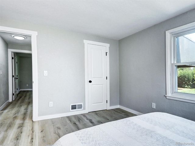 3280 S Gilpin Street, Englewood, CO 80113