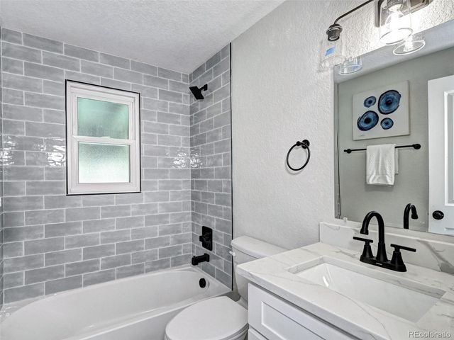 3280 S Gilpin Street, Englewood, CO 80113