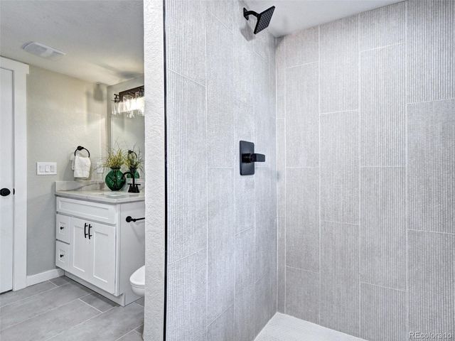 3280 S Gilpin Street, Englewood, CO 80113