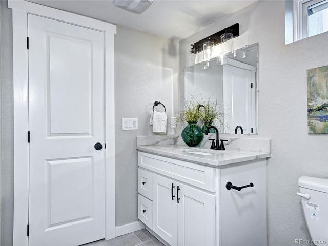 3280 S Gilpin Street, Englewood, CO 80113