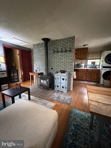 616 OPOSSUM TRL, Winchester, VA 22602