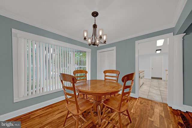 5 ROYAL OAK RD, Lawrence Township, NJ 08648