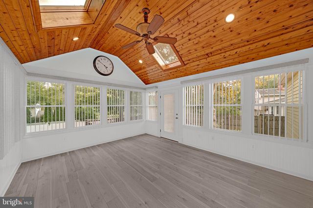 5 ROYAL OAK RD, Lawrence Township, NJ 08648