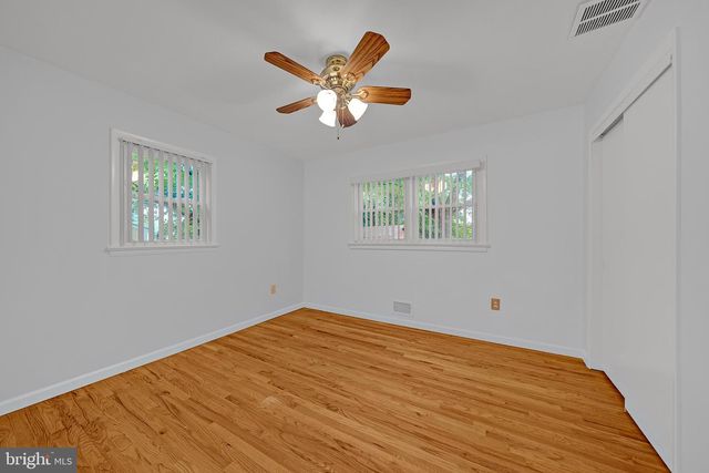 5 ROYAL OAK RD, Lawrence Township, NJ 08648