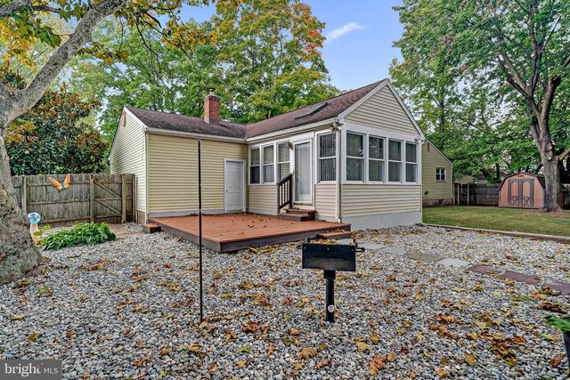 5 ROYAL OAK RD, Lawrence Township, NJ 08648