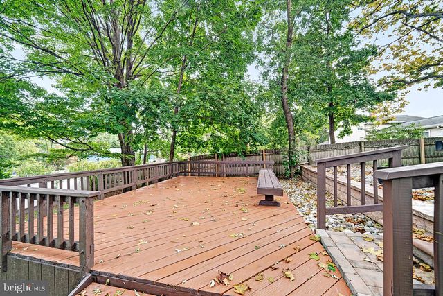 5 ROYAL OAK RD, Lawrence Township, NJ 08648