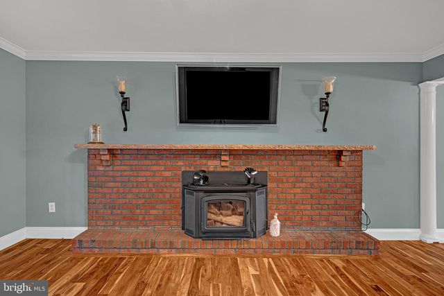 5 ROYAL OAK RD, Lawrence Township, NJ 08648