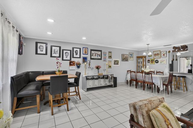 140 KARANDA Court, Royal Palm Beach, FL 33411