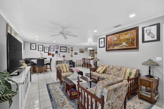 140 KARANDA Court, Royal Palm Beach, FL 33411