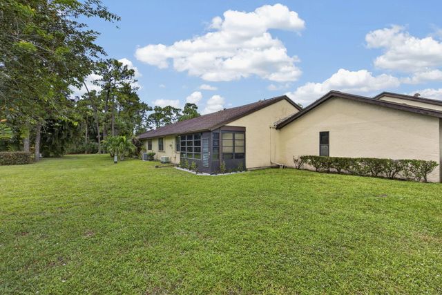 140 KARANDA Court, Royal Palm Beach, FL 33411