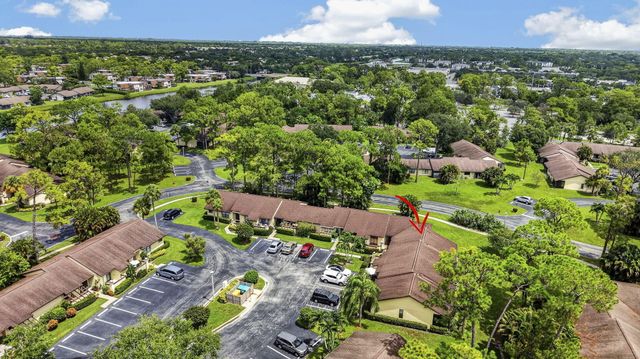 140 KARANDA Court, Royal Palm Beach, FL 33411
