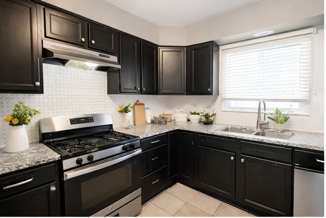 3707 Pandola Avenue, Joliet, IL 60431