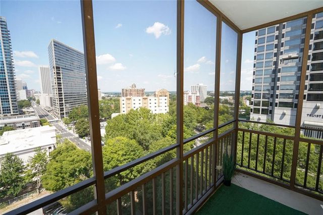 300 Peachtree Street NE 9D, Atlanta, GA 30308