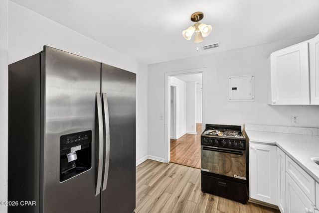 906 Harmon Avenue, Panama City, FL 32401
