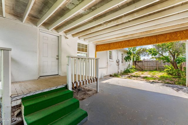 906 Harmon Avenue, Panama City, FL 32401