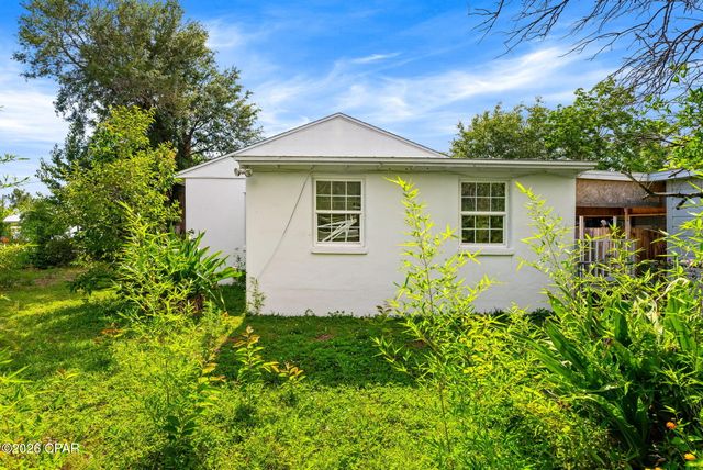 906 Harmon Avenue, Panama City, FL 32401