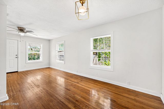 906 Harmon Avenue, Panama City, FL 32401
