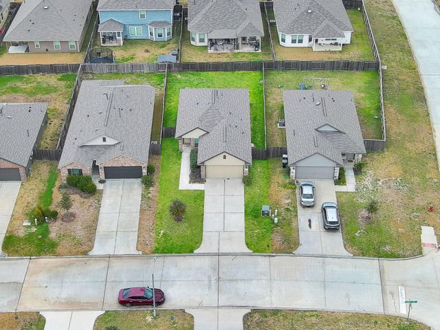 17607 Longwood Trace Lane, New Caney, TX 77357