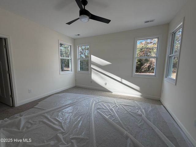 2417 Sunset Harbor Road SE, Bolivia, NC 28422