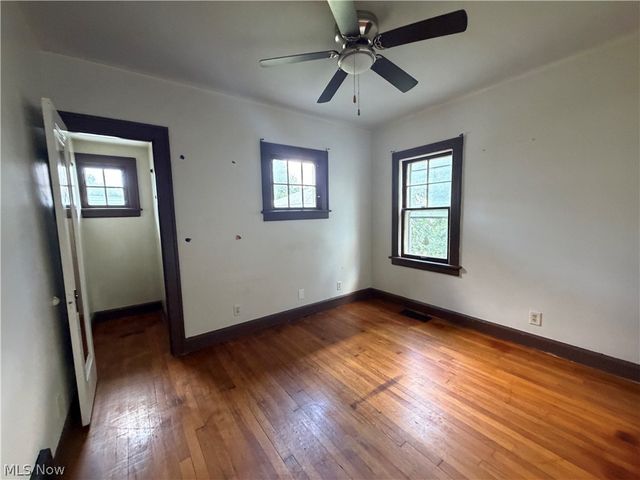 8127 Garfield Boulevard, Garfield Heights, OH 44125