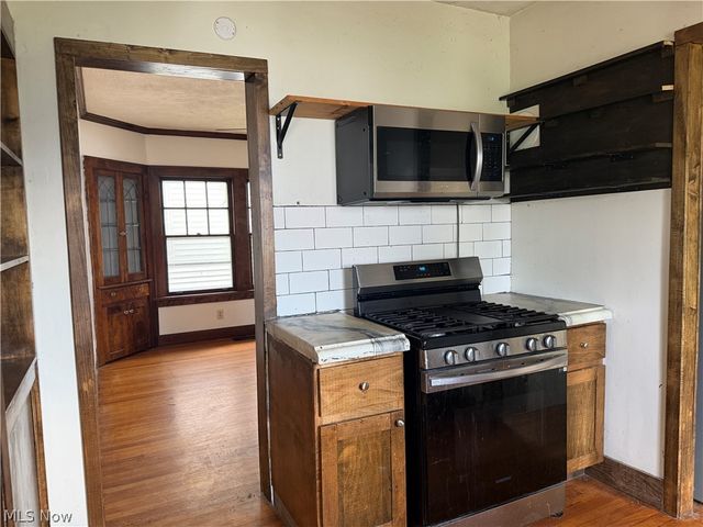 8127 Garfield Boulevard, Garfield Heights, OH 44125