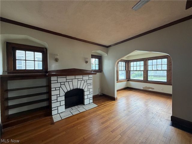 8127 Garfield Boulevard, Garfield Heights, OH 44125