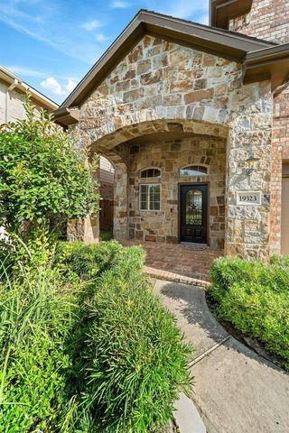 19323 S Cottonwood Green Lane, Cypress, TX 77433