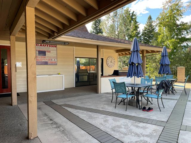 360 Sapwood Drive, Redding, CA 96003