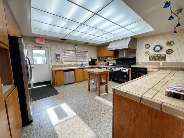 360 Sapwood Drive, Redding, CA 96003