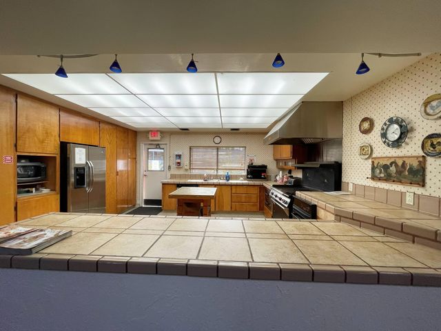 360 Sapwood Drive, Redding, CA 96003