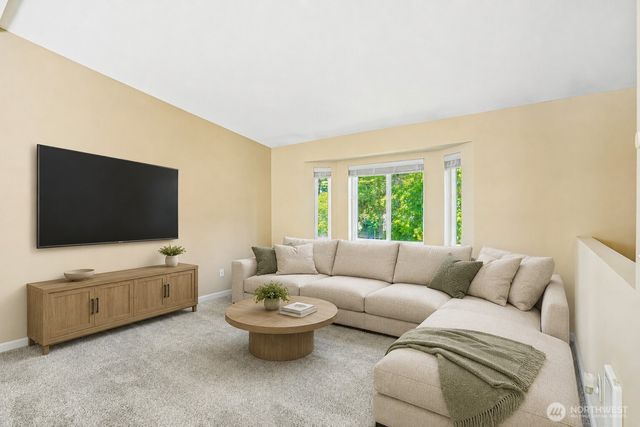 26555 220th Place SE, Maple Valley, WA 98038