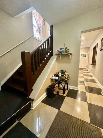 6627 S Marshfield Avenue, Chicago, IL 60636