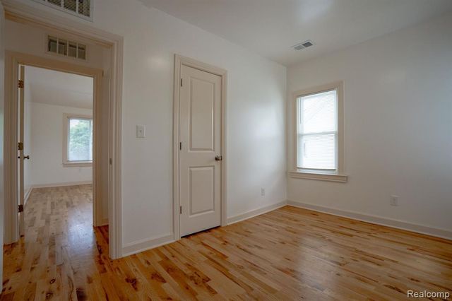 163 Moss Street, Highland Park, MI 48203