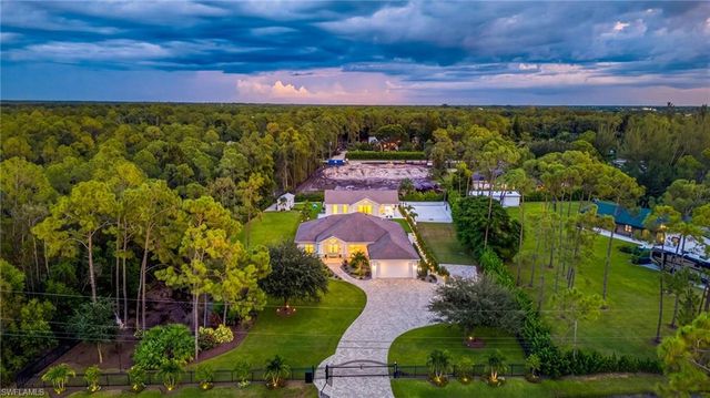 24377 Stillwell PKWY, Bonita Springs, FL 34135