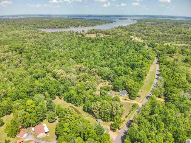 2025 Big Bear Highway, Benton, KY 42025