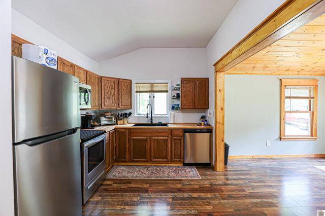 2025 Big Bear Highway, Benton, KY 42025