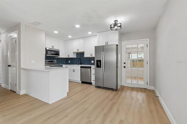 4221 EMPIRE PLACE, Tampa, FL 33610