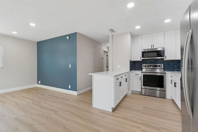 4221 EMPIRE PLACE, Tampa, FL 33610