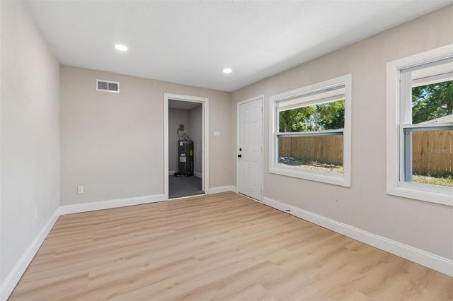 4221 EMPIRE PLACE, Tampa, FL 33610