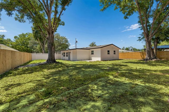 4221 EMPIRE PLACE, Tampa, FL 33610